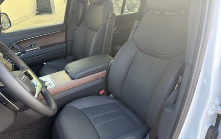 Land Rover Range Rover IV рестайлинг, 2025 год, 17 148 240 рублей, 9 фотография