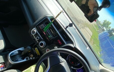 Honda Fit III, 2014 год, 900 000 рублей, 6 фотография