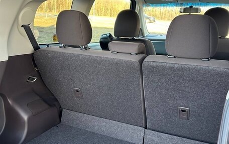 Toyota Spade, 2013 год, 1 050 000 рублей, 19 фотография