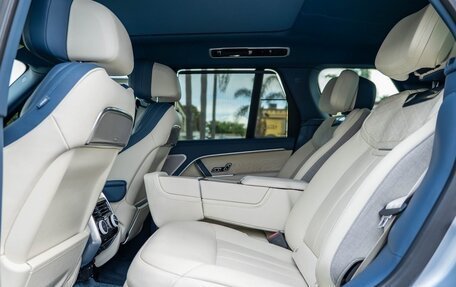 Land Rover Range Rover IV рестайлинг, 2024 год, 22 124 724 рублей, 26 фотография