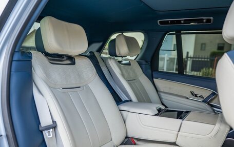 Land Rover Range Rover IV рестайлинг, 2024 год, 22 124 724 рублей, 30 фотография