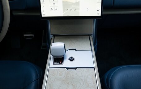 Land Rover Range Rover IV рестайлинг, 2024 год, 22 124 724 рублей, 38 фотография