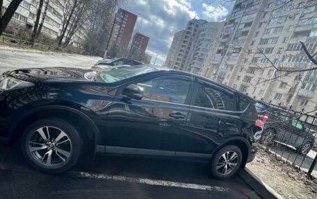 Toyota RAV4, 2017 год, 1 800 000 рублей, 3 фотография