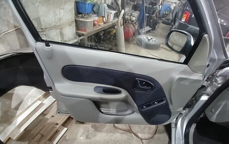 Renault Symbol I, 2005 год, 350 000 рублей, 10 фотография