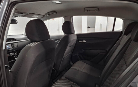 KIA Rio IV, 2018 год, 1 350 000 рублей, 12 фотография