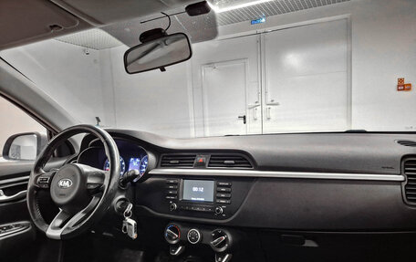 KIA Rio IV, 2018 год, 1 350 000 рублей, 11 фотография