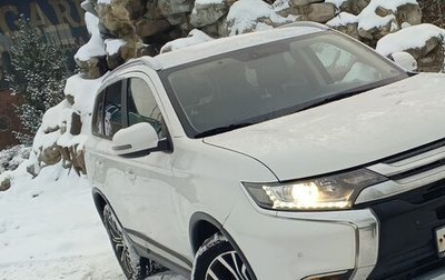 Mitsubishi Outlander III рестайлинг 3, 2016 год, 1 650 000 рублей, 1 фотография
