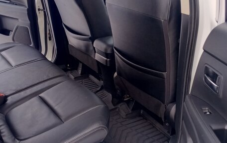 Mitsubishi Outlander III рестайлинг 3, 2016 год, 1 650 000 рублей, 15 фотография