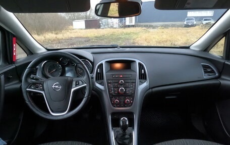Opel Astra J, 2014 год, 745 000 рублей, 6 фотография