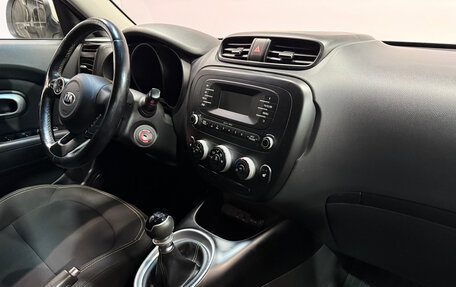 KIA Soul II рестайлинг, 2014 год, 1 070 000 рублей, 8 фотография