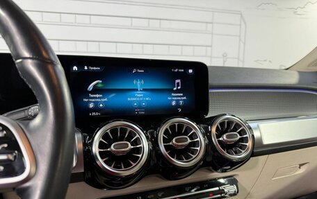 Mercedes-Benz GLB, 2021 год, 4 600 000 рублей, 17 фотография