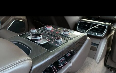 Audi A8, 2013 год, 1 800 000 рублей, 8 фотография