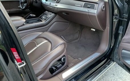 Audi A8, 2013 год, 1 800 000 рублей, 11 фотография