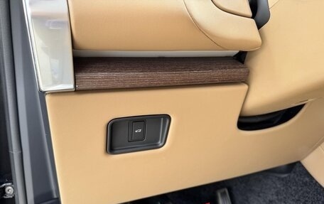 Land Rover Range Rover IV рестайлинг, 2025 год, 19 496 532 рублей, 13 фотография