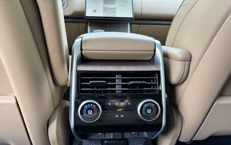 Land Rover Range Rover IV рестайлинг, 2025 год, 19 496 532 рублей, 22 фотография