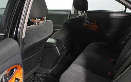 Toyota Camry, 2011 год, 980 000 рублей, 18 фотография