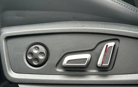 Audi Q5, 2025 год, 6 400 000 рублей, 27 фотография