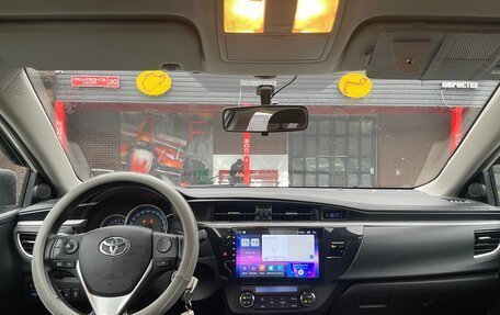 Toyota Corolla, 2013 год, 990 000 рублей, 8 фотография