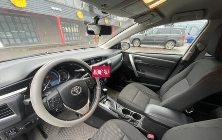 Toyota Corolla, 2013 год, 990 000 рублей, 7 фотография