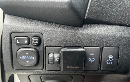 Toyota Corolla, 2013 год, 990 000 рублей, 17 фотография