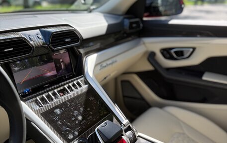 Lamborghini Urus I, 2021 год, 24 000 000 рублей, 14 фотография