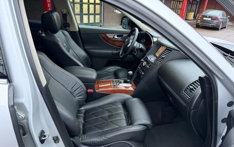 Infiniti FX II, 2010 год, 1 250 000 рублей, 17 фотография