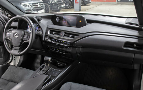 Lexus UX I, 2021 год, 3 398 000 рублей, 11 фотография