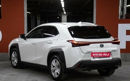 Lexus UX I, 2021 год, 3 398 000 рублей, 7 фотография