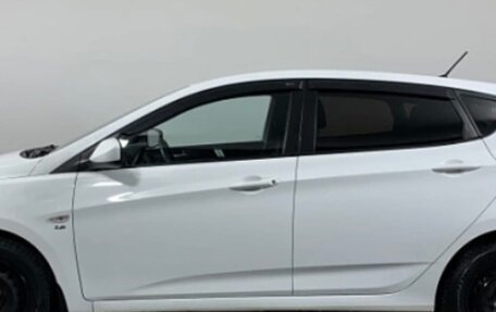 Hyundai Solaris II рестайлинг, 2016 год, 1 500 000 рублей, 1 фотография