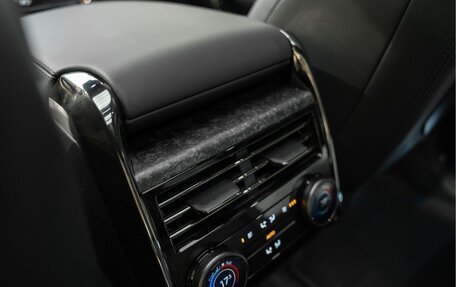 Land Rover Range Rover Sport, 2025 год, 30 000 000 рублей, 33 фотография