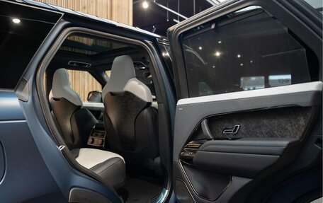 Land Rover Range Rover Sport, 2025 год, 30 000 000 рублей, 34 фотография