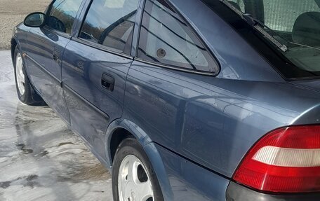 Opel Vectra B рестайлинг, 1998 год, 280 000 рублей, 4 фотография