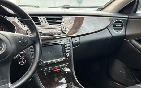 Mercedes-Benz CLS, 2005 год, 999 999 рублей, 11 фотография