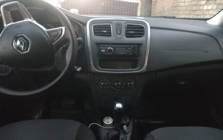 Renault Logan II, 2020 год, 815 000 рублей, 11 фотография