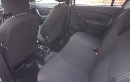 Renault Logan II, 2020 год, 815 000 рублей, 13 фотография