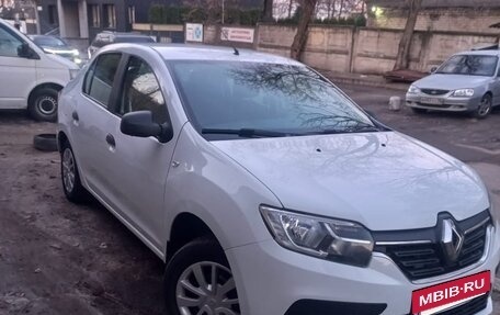 Renault Logan II, 2020 год, 815 000 рублей, 6 фотография