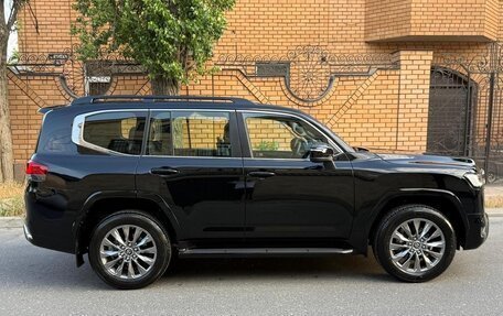 Toyota Land Cruiser, 2024 год, 12 800 000 рублей, 10 фотография