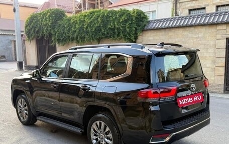 Toyota Land Cruiser, 2024 год, 12 800 000 рублей, 16 фотография