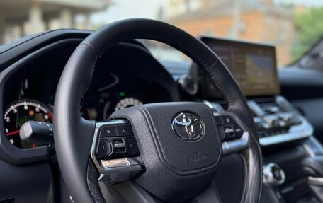 Toyota Land Cruiser, 2024 год, 12 800 000 рублей, 26 фотография