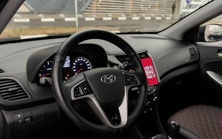 Hyundai Solaris II рестайлинг, 2016 год, 986 000 рублей, 5 фотография