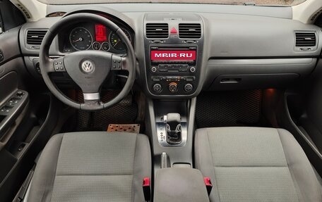 Volkswagen Jetta VI, 2009 год, 420 000 рублей, 11 фотография