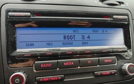 Volkswagen Jetta VI, 2009 год, 420 000 рублей, 17 фотография