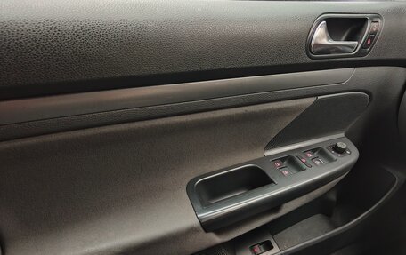 Volkswagen Jetta VI, 2009 год, 420 000 рублей, 20 фотография