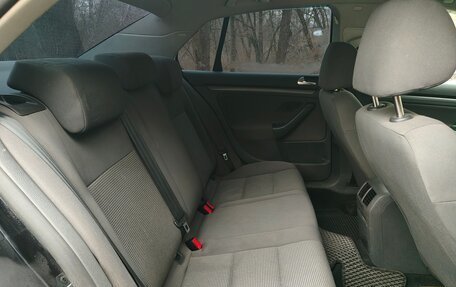 Volkswagen Jetta VI, 2009 год, 420 000 рублей, 26 фотография