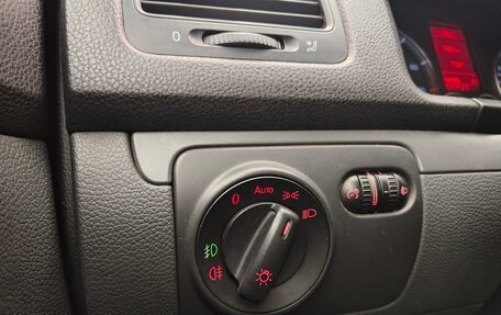 Volkswagen Jetta VI, 2009 год, 420 000 рублей, 23 фотография