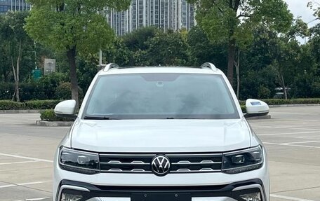 Volkswagen T-Cross I, 2022 год, 1 357 000 рублей, 2 фотография