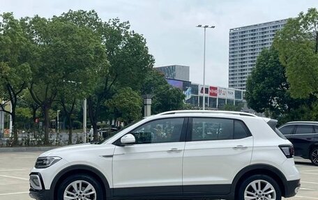 Volkswagen T-Cross I, 2022 год, 1 357 000 рублей, 7 фотография