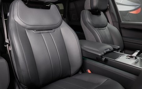 Land Rover Range Rover IV рестайлинг, 2025 год, 29 900 000 рублей, 16 фотография