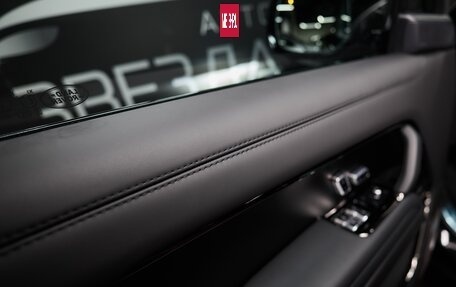 Land Rover Range Rover IV рестайлинг, 2025 год, 29 900 000 рублей, 34 фотография