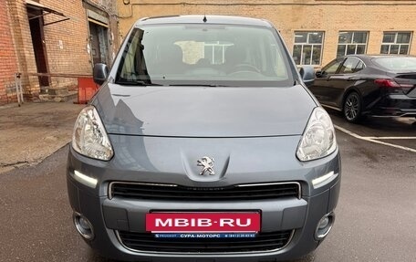 Peugeot Partner II рестайлинг 2, 2012 год, 1 350 000 рублей, 2 фотография